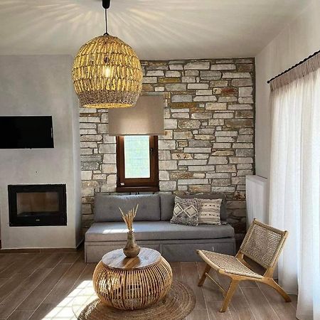 Peri Elxis Luxury Suites Mourésion Zewnętrze zdjęcie