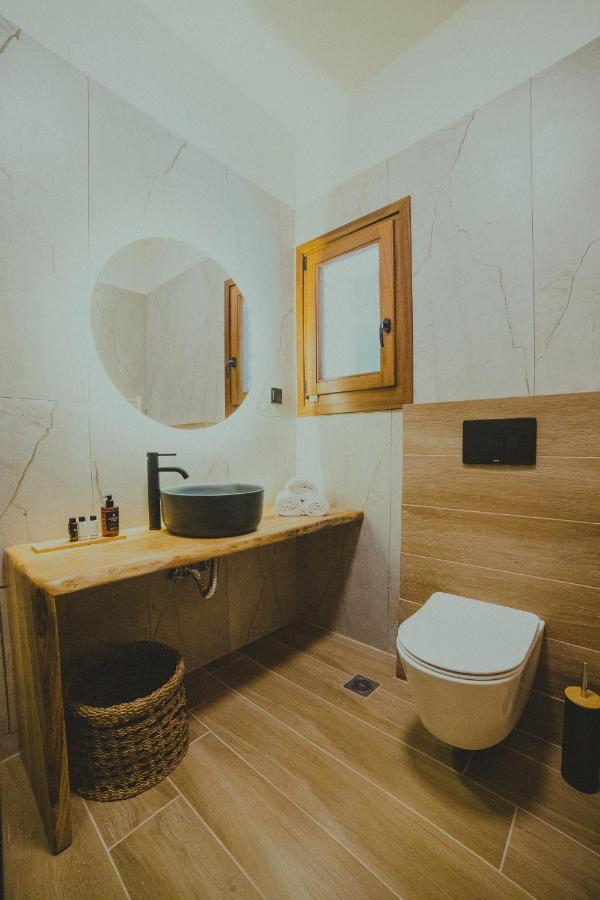 Peri Elxis Luxury Suites Mourésion Zewnętrze zdjęcie