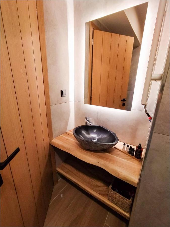 Peri Elxis Luxury Suites Mourésion Zewnętrze zdjęcie